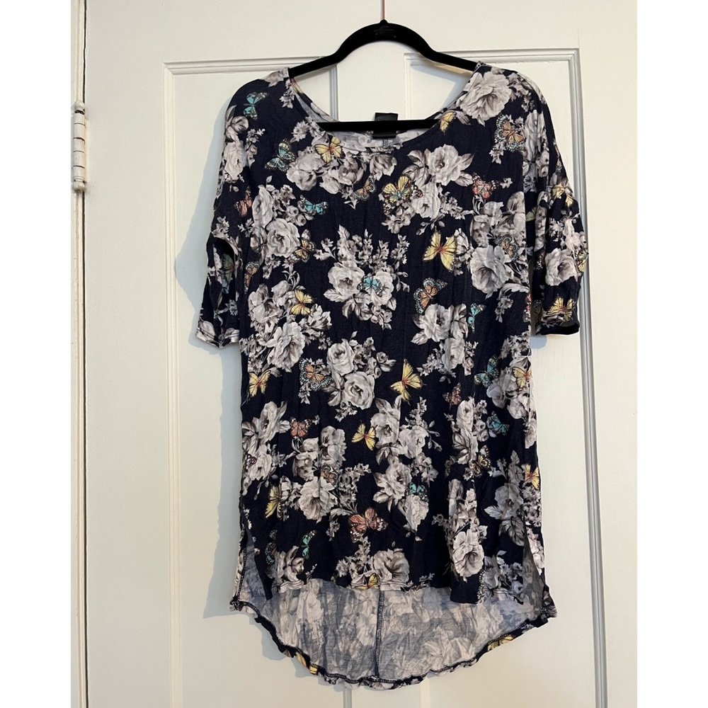 Agnes & Dora navy butterfly print 3/4 sleeve shirt